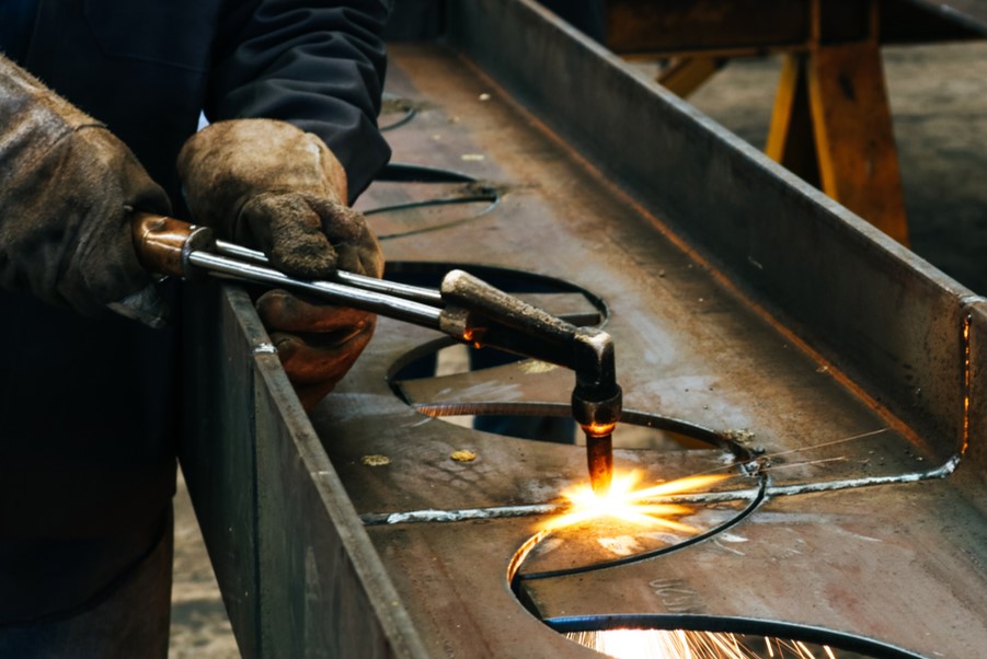 What does a welder do?  What are the challenges of the job?